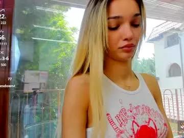 sassyt33n from Chaturbate