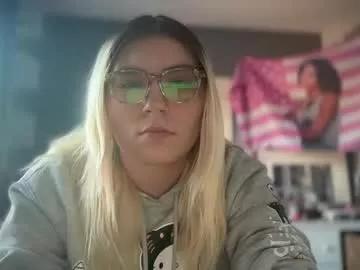 selenebaby from Chaturbate