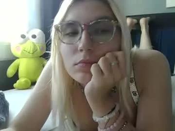 selenebaby from Chaturbate