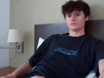 sensualalien from Chaturbate