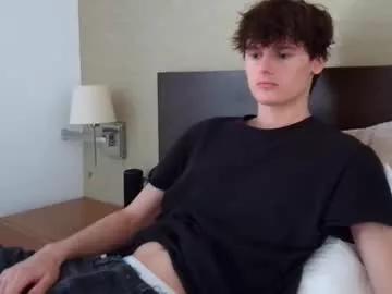 sensualalien from Chaturbate