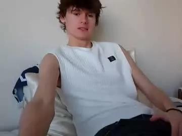 sensualalien from Chaturbate