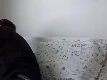 sensualalien from Chaturbate