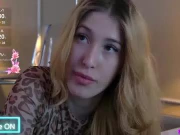 serena_bennet from Chaturbate