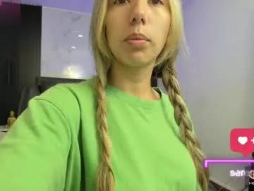 serene_waves from Chaturbate