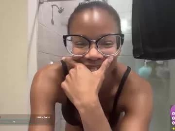 serenitybee from Chaturbate