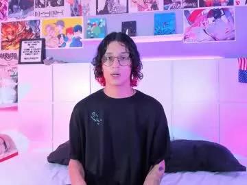 sheepyboyx from Chaturbate
