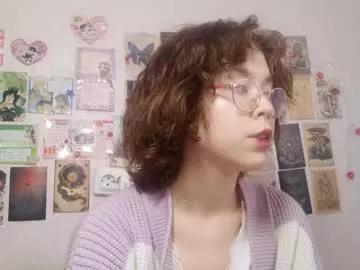 Photos of shy_kiss_twinkle_bloop from Chaturbate is Freechat
