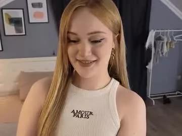 shyy_ellis from Chaturbate