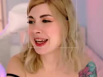 sleepy_moony from Chaturbate