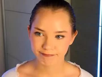 slyshypie from Chaturbate