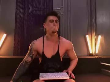 steelmuscles from Chaturbate
