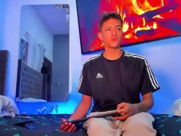 stiiveen_24cm from Chaturbate