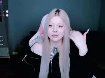 succubus_leslie from Chaturbate