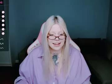 succubus_leslie from Chaturbate