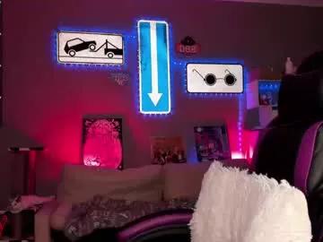 succubus_room from Chaturbate