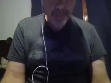 sullydog48 from Chaturbate