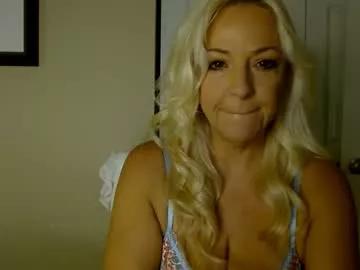 summerishotter from Chaturbate