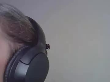 sunnyfoxy420 from Chaturbate