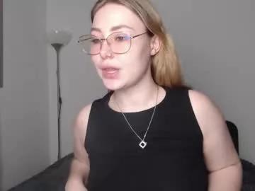 sunshinebeatrice11 from Chaturbate