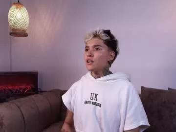 suzuwolf_dim from Chaturbate is Freechat