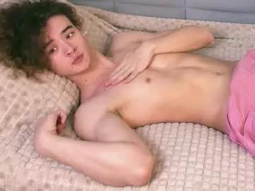 sweet_jamees from Chaturbate
