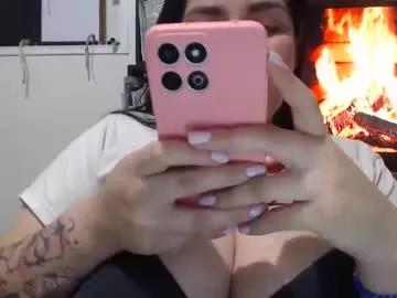 sweet_leah33 from Chaturbate