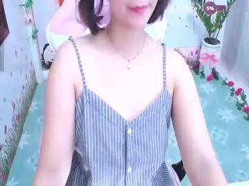 sweet_lily0 from Chaturbate