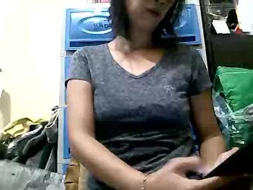 sweetbella24 from Chaturbate