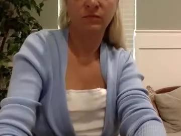 sweetgapeach1 from Chaturbate