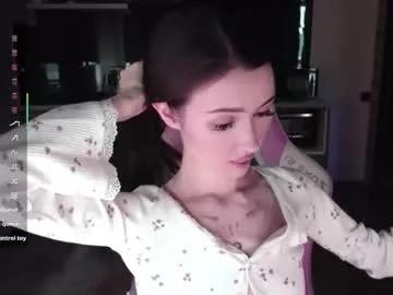 sweetiebones from Chaturbate