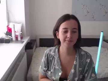 sweetiekendl from Chaturbate