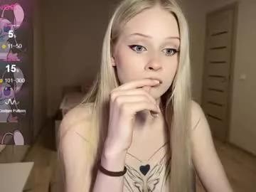 sweetielis from Chaturbate