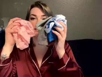 sweetle13grimm from Chaturbate