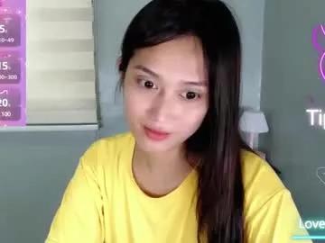 sweetleah_1998 from Chaturbate