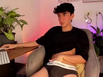 sweettaaron from Chaturbate