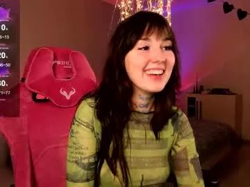 sweettsoft from Chaturbate