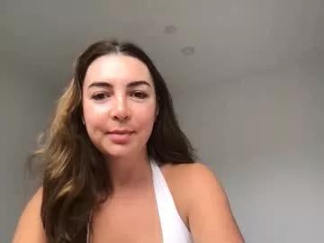 sweetukcassie from Chaturbate
