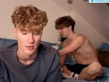 Photos of swoopyboy from Chaturbate is Freechat