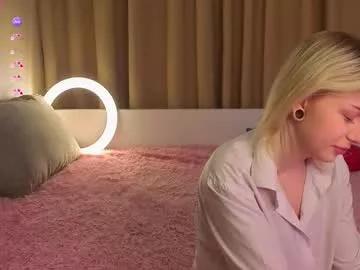 taitatkins from Chaturbate