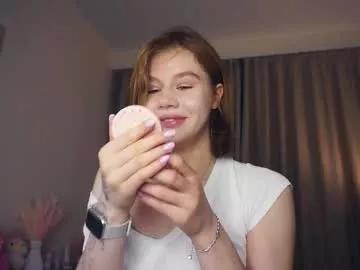 tanaichon from Chaturbate