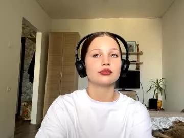 Tashinalybarger webcams show profile image 