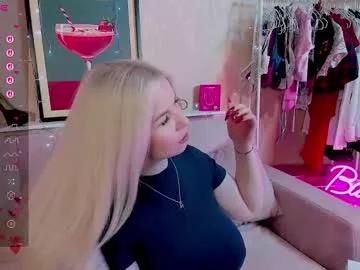 tasty__booty from Chaturbate