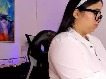 tati_reyes from Chaturbate