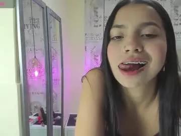 tatigold2 from Chaturbate