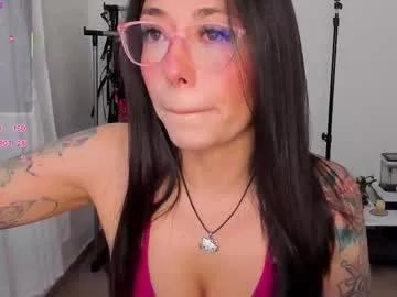 tattoo_highmami from Chaturbate