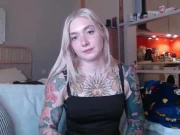 tattoobbgirl from Chaturbate