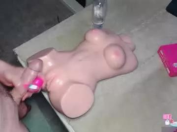 thatswhatshesaid143 from Chaturbate