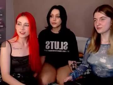 Dirty chat webcam: explore liveshows with versed models, from laying bare to fetishes, in a variety of sexy free adult webcams.