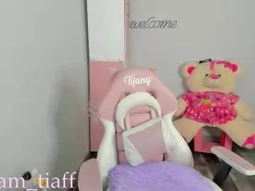 Tifany_tay2 webcams show profile image 